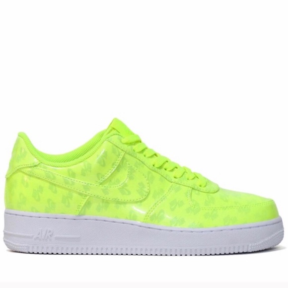 LAST ONE!! New Size 7.5 Nike Yellow Air Force Ones - Picture 6 of 6